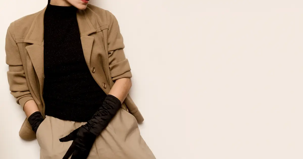 Conjunto de ropa elegante y eterna