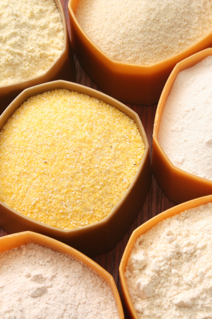 Boles con diversos tipos de harinas alguna sin gluten para la utilizar gente con problemas de intolerancia